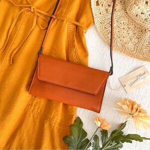 Universal Thread convertible crossbody.